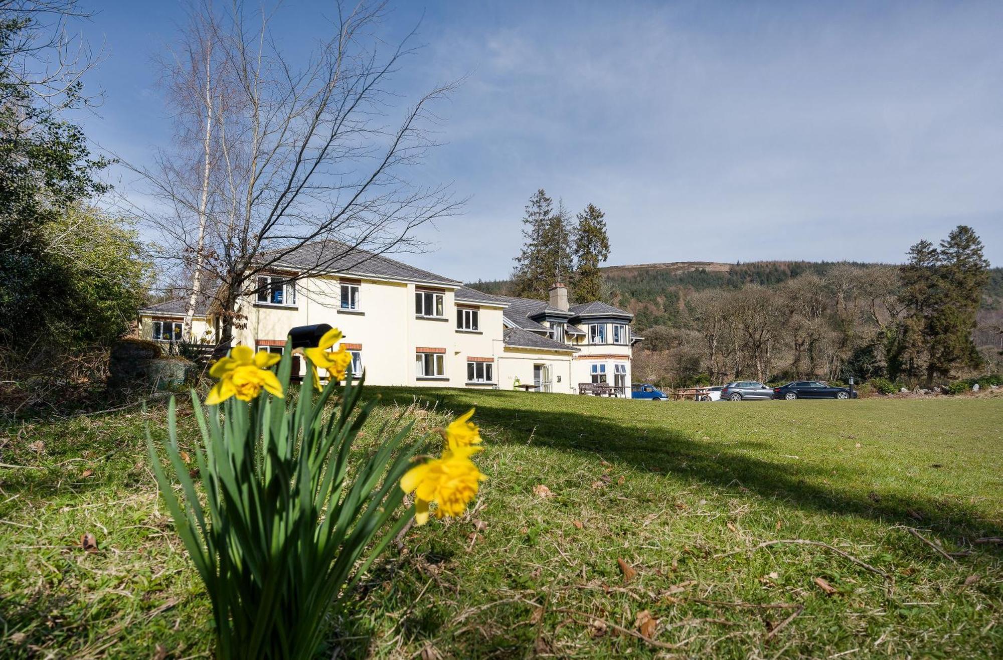 Glendalough International Youth Hostel Лара Экстерьер фото