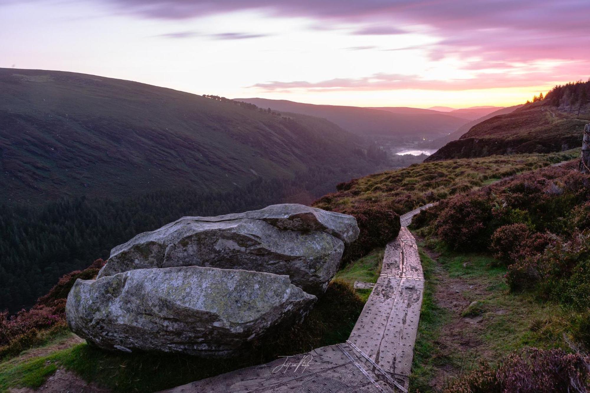 Glendalough International Youth Hostel Лара Экстерьер фото