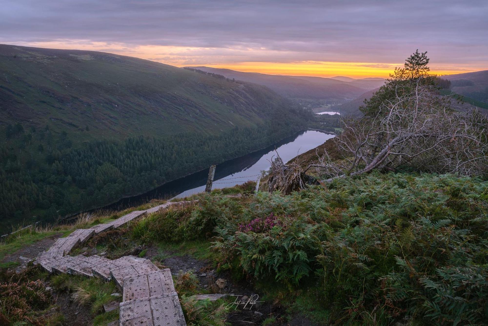 Glendalough International Youth Hostel Лара Экстерьер фото